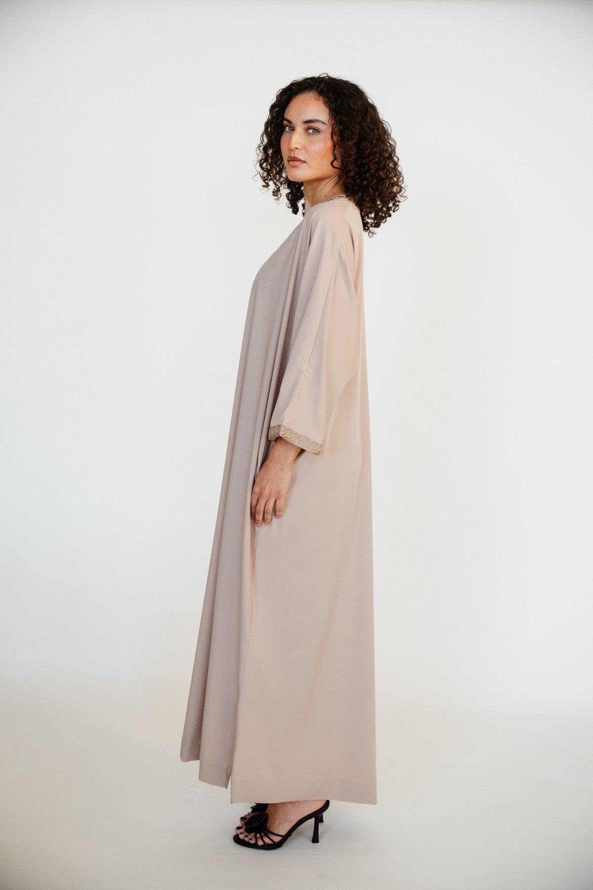 Embrace Handcrafted Kandora - Beige