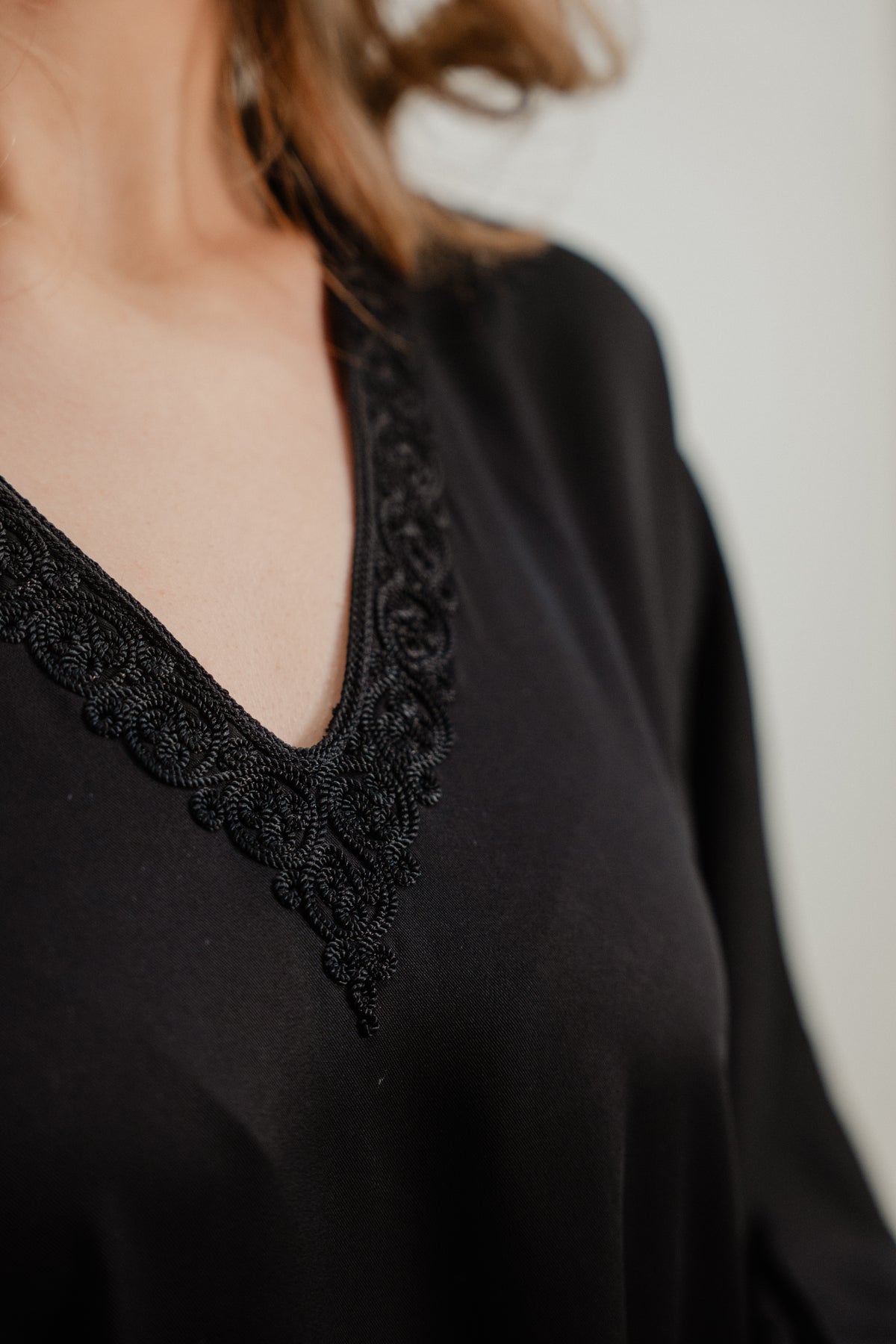 Embrace Handcrafted Kandora - Black