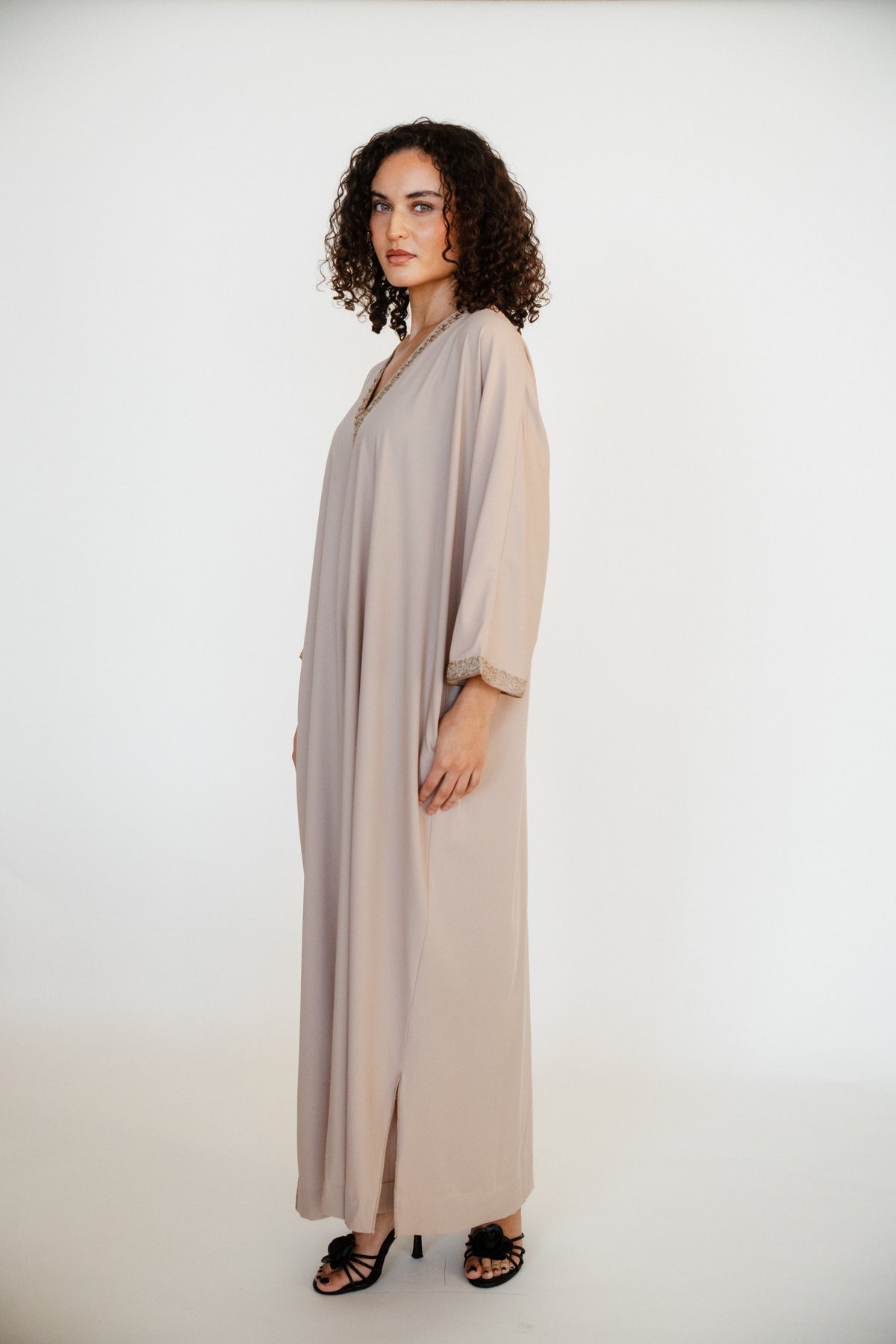Embrace Handcrafted Kandora - Beige